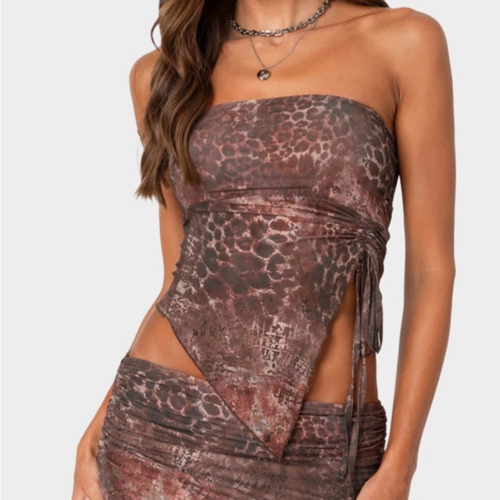Edikted Brown Tie-Dye Strapless Top